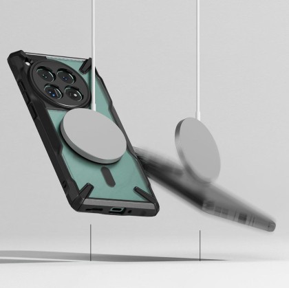 Удароустойчив твърд кейс с MagSafe за OnePlus 12 от Ringke Fusion X - Черен мат