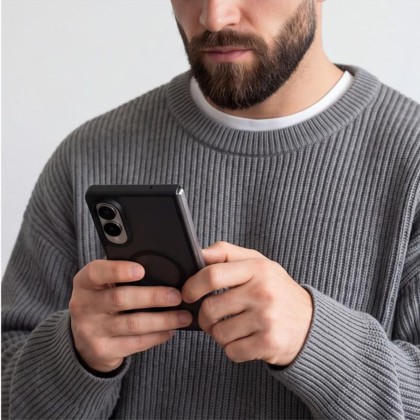 Твърд кейс с MagSafe пръстен за Samsung Galaxy Z Fold 8 от Tech-Protect MagMat - Matte Black