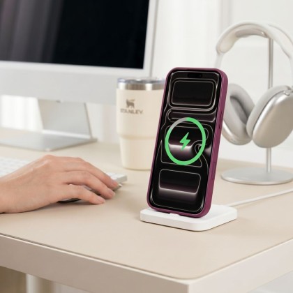 Твърд кейс с MagSafe пръстен за IPhone 17 Pro / 18 Pro от Tech-Protect MagMat  - BLACK Български - Cherry
