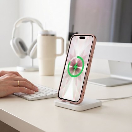 Твърд кейс с MagSafe и протектор за камерата на iPhone 17 от Tech-Protect MagFlex - Rose Gold