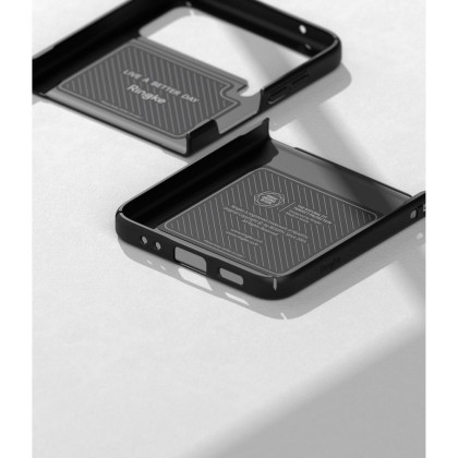 Тънък твърд кейс за Samsung Galaxy Z Flip 4 от Ringke Slim - Черен