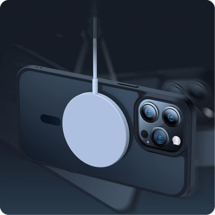 Твърд кейс с MagSafe пръстен за iPhone 15 от Tech-Protect MagMat - Прозрачен/Черен