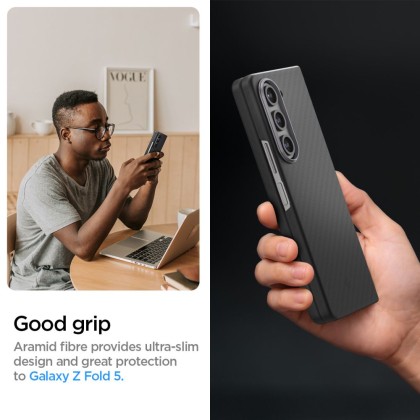 Тънък кейс за Samsung Z Fold 5 от Spigen Airskin Pro - Черен