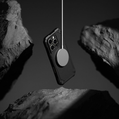 Удароустойчив, силиконов кейс с MagSafe за iPhone 16 Pro от Ringke Rugged Gear - Черен