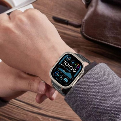 Стоманена верижка за Apple Watch 6/7/8/9/10/SE/Ultra 1-2 (44/45/46/49 mm) от Tech-Protect Stainless Classic - Сребриста