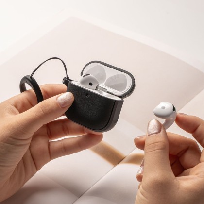 Силиконов калъф с MagSafe за слушалки Apple AirPods 4 от Ringke Onyx Magnetic - Черен