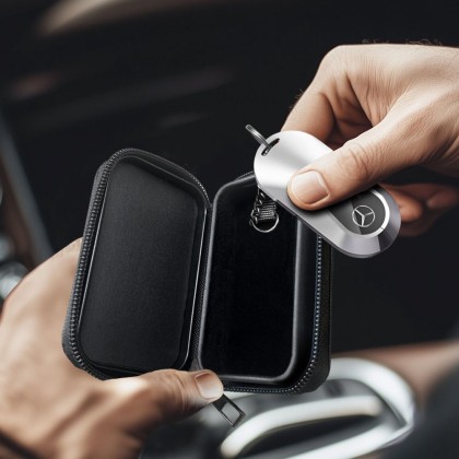 Калъф който блокира RFID сигнала на Keyless Go ключ Tech-Protect KLR300 - Черен
