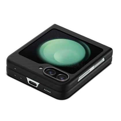 Тънък кейс за Samsung Z Flip 5 от Spigen Airskin Pro - Черен