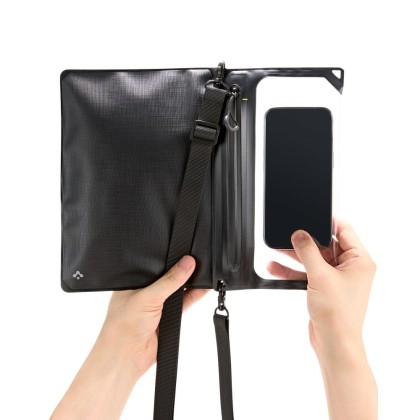 SPIGEN A640 UNIVERSAL WATERPROOF CASE CROSSBAG BLACK