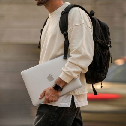 Тънък кейс за Apple Macbook Neo 13 2026 от Tech-Protect Smartshell - Matte Clear