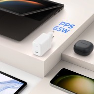 Универсално зарядно устройство с PD 3.0 и PPS 65W от Spigen Arcstation Pro GaN-651 + USB-C кабел - Черен