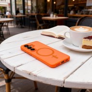 Твърд кейс с MagSafe пръстен за Samsung Galaxy S26 от Tech-Protect MagMat - Matte Orange